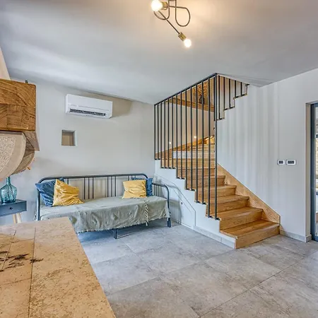Milly Villa